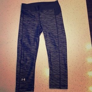 Under armor cropped leggings